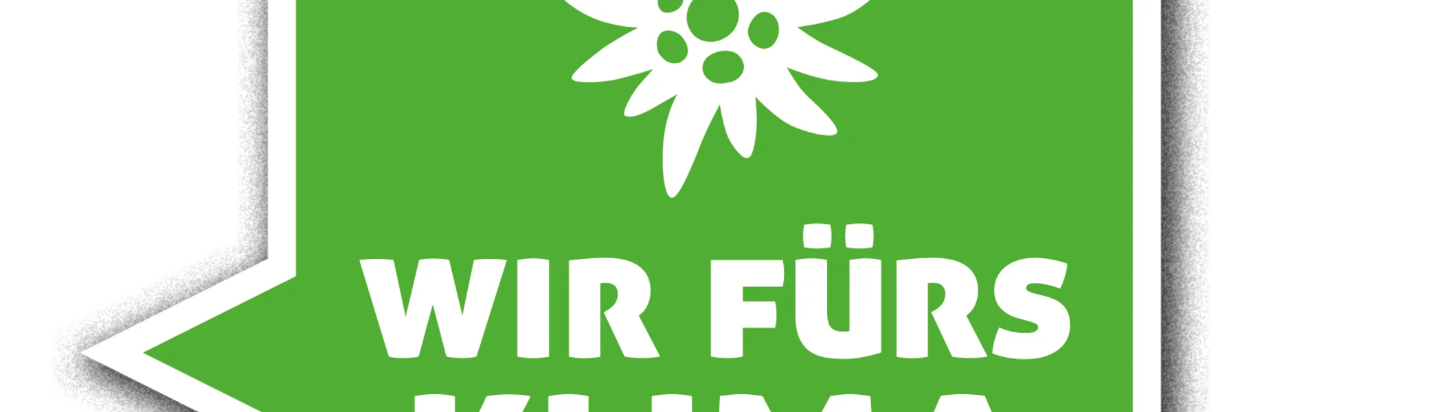 Grünes Logo mit Edelweiß und dem Text „Wir fürs Klima“. | © DAV