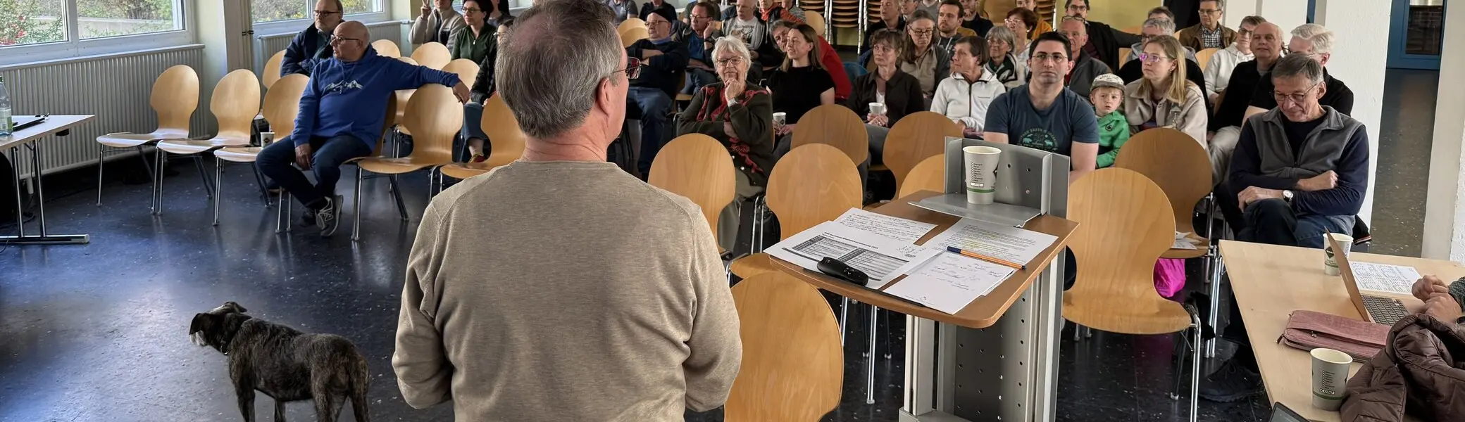 Erröfnung der Versammlung Mit Norbert Gutwald | © DAV Dortmund