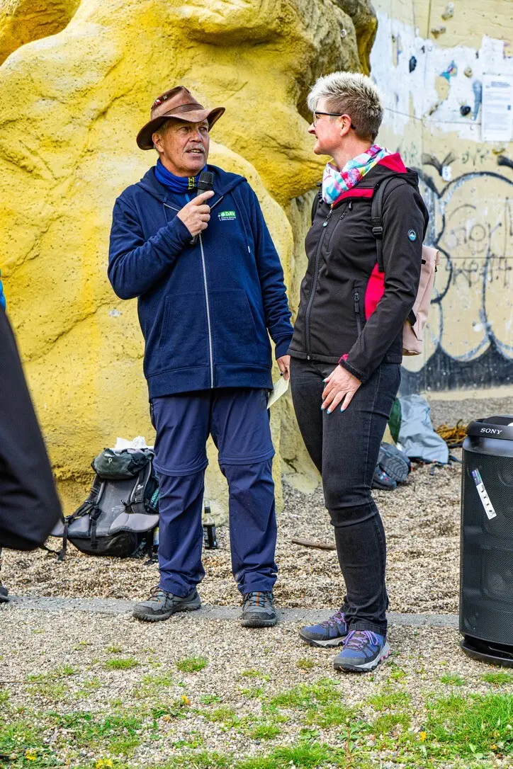 KlausDieter Schüler mit Sparkassenvertreterin | © DAV Dortmund