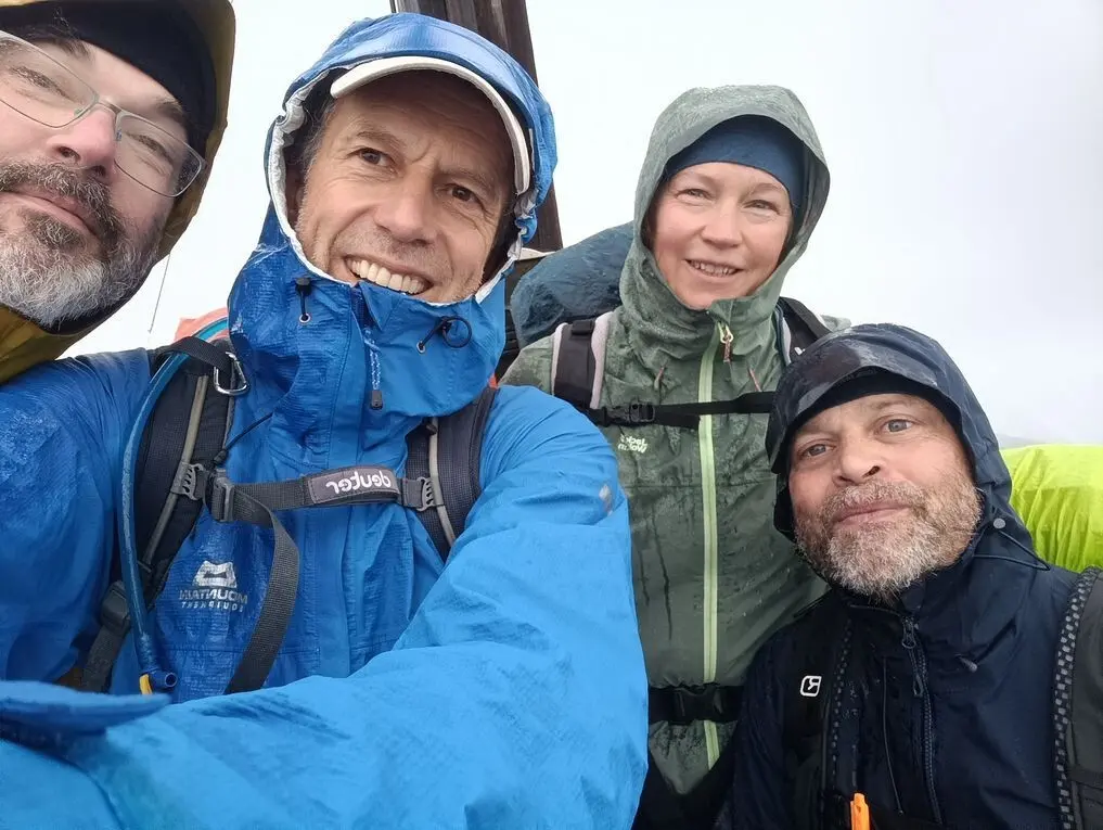 4 Bergwanderer mit Regenkleidung | © DAV Dortmund