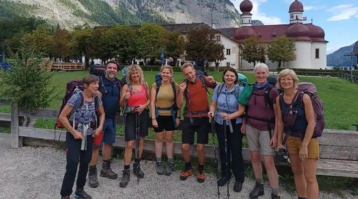 8 Wanderer in Kühroint am Königsee | © DAV Dortmund